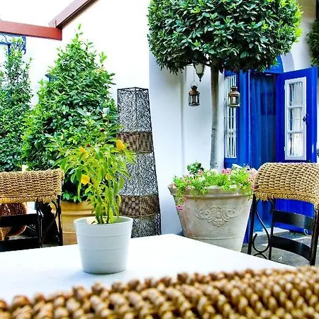 Armata Boutique 3*
