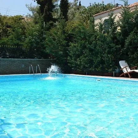 Armata Boutique Spetses Town
