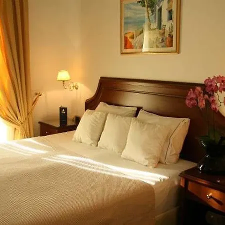 Armata Boutique 3*